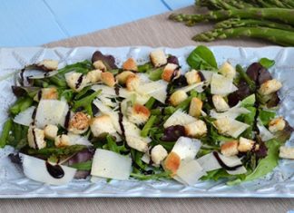 Salade d'asperges et parmesan